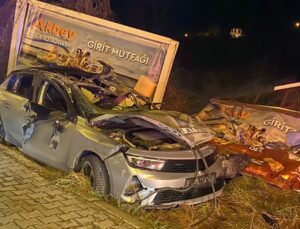 Akçakoca’da Trafik Kazası: Araç Hurdaya Döndü
