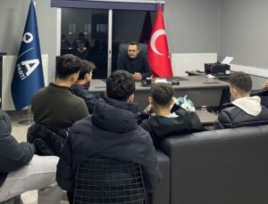 Anahtar Parti Düzce Merkez İlçe Gençlik Kolları Haftalık Toplantısını Gerçekleştirdi