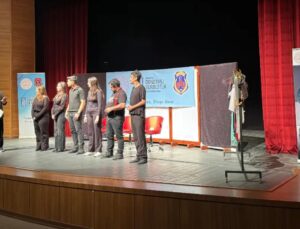 Denetimli Serbestlik Yükümlüleri Tiyatro ile Sosyal Uyumlarını Güçlendirdi