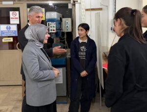 Düzce İl Millî Eğitim Müdürü Gülşen Özer, Cumayeri Çok Programlı Anadolu Lisesi’ni Ziyaret Etti