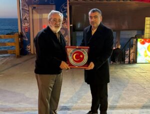 Düzce Gazeteciler Cemiyeti Başkanı Hakan Çakır, Kadir Pandul’u Ziyaret Etti