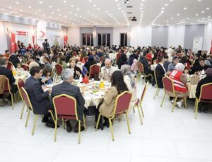 Düzce’de Yetimler Günü’nde Anlamlı İftar Programı