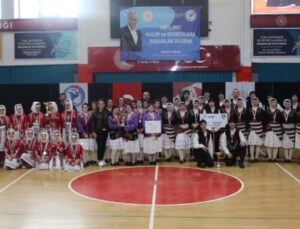 Düzce’de Halk Oyunları Şöleni: İl Birincileri Belli Oldu