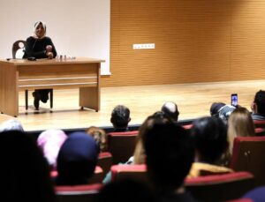 Düzce Üniversitesi’nde Otizm Farkındalığına Anlamlı Söyleşi