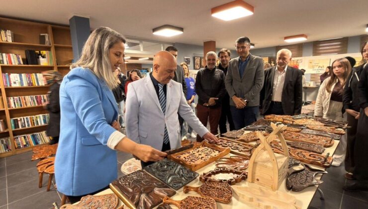 Düzce Üniversitesi’nde İç Mekan Tasarımı Öğrenci Projeleri Sergisi Açıldı