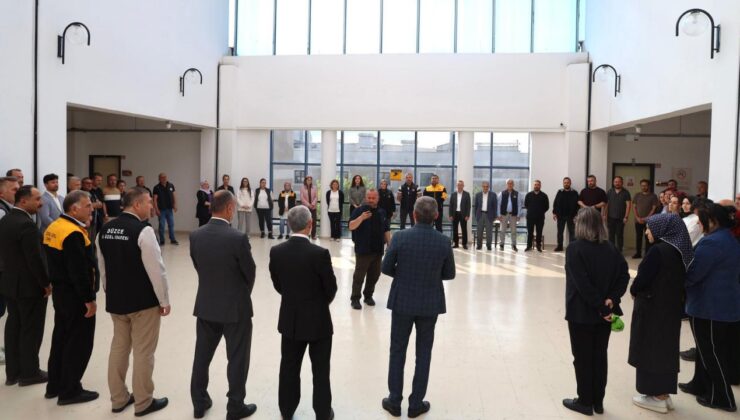 Düzce İl Özel İdaresi’nde Bayramlaşma Programı Düzenlendi