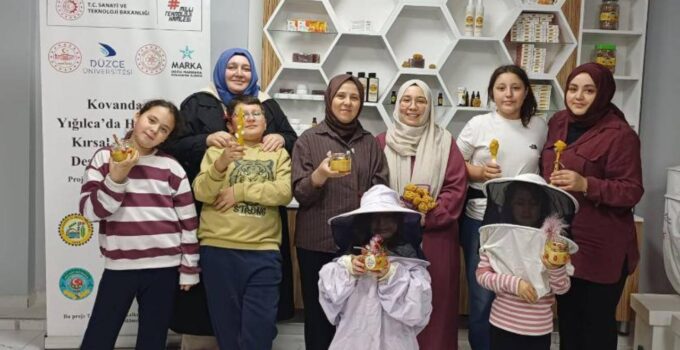 Yığılca’da İlk Balmumu Atölyesi Yoğun İlgi Gördü