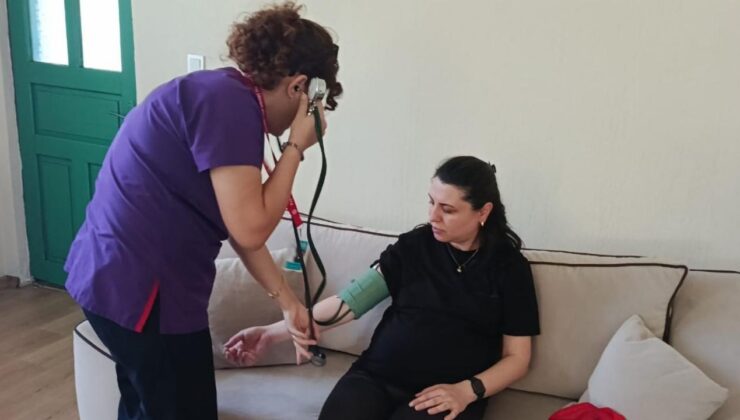 Anne Adaylarına Hem Eğitim Hem Evde Sağlık Desteği