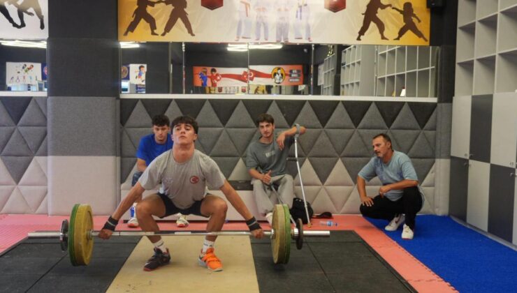 Konuralp Meşale Spor Okulları’nda Eğitimler Devam Ediyor